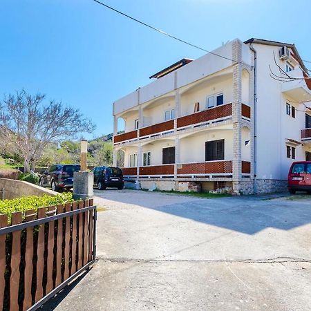 Apartments Luka Supetarska Draga Extérieur photo