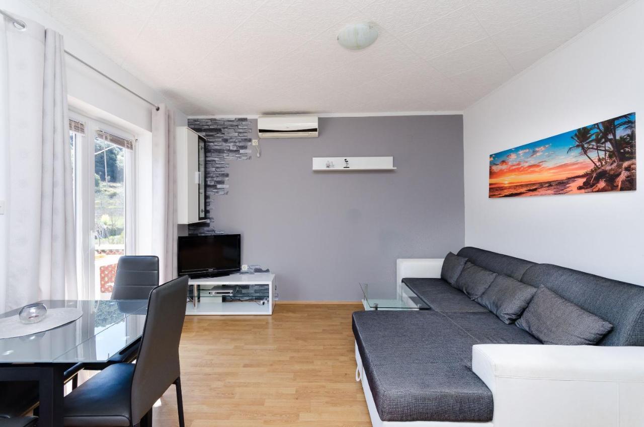 Apartments Luka Supetarska Draga Extérieur photo